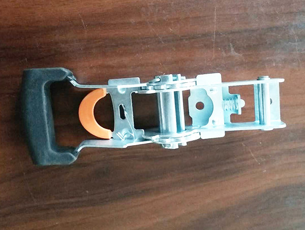 拉緊器沖壓件